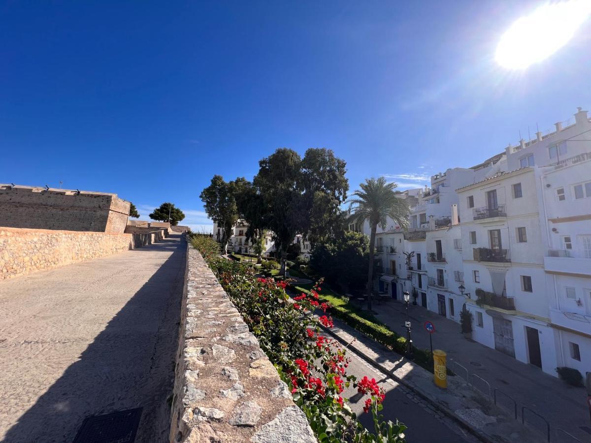 La Ventana Hotel Ibiza Town Exterior photo
